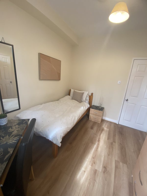 Dont Miss This En-Suite !!!! - student accommodation in Coventry - img_5