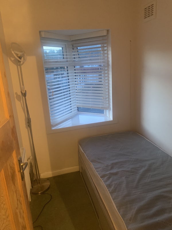 Beautiful Double Room in castle bromwich student accommodation in Birmingham - img_7