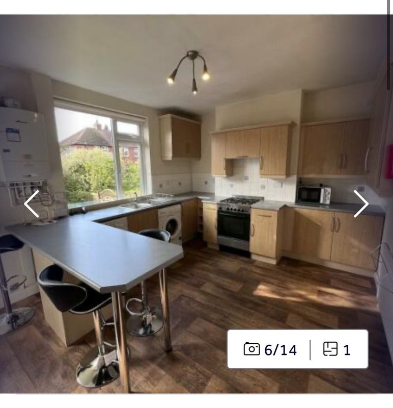 Double bed room up for sale in house of three york - student accommodation in York - img_4