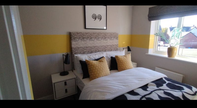 Double bed room - student accommodation in Shenley Church End - img_1