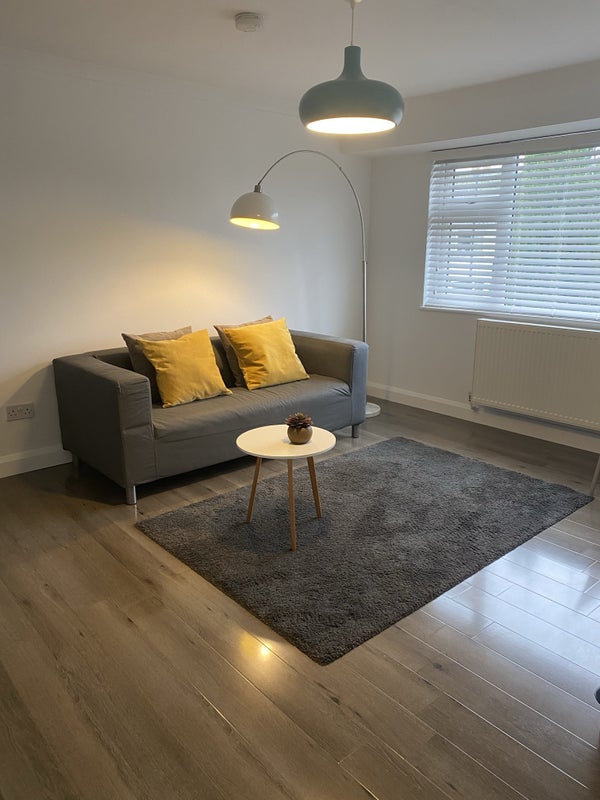 Double bedroom and private bathroom. - student accommodation in Stratford-upon-Avon - img_3