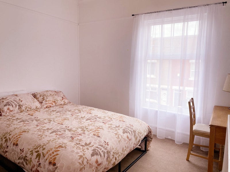 Double bedroom + attic - student accommodation in Earlsdon - img_1