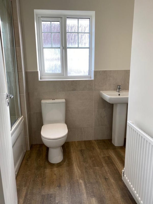 Double bedroom available in a modern house share - student accommodation in Bishop's Tachbrook - img_2