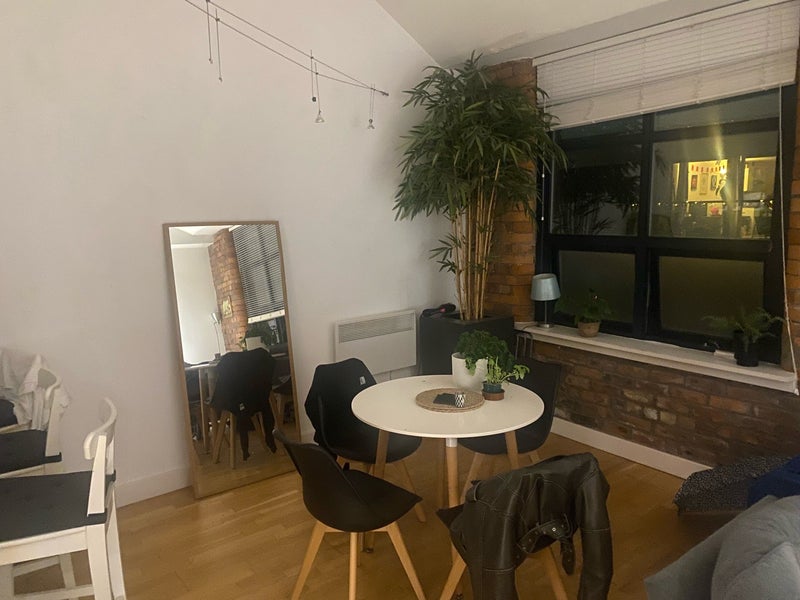Double Bedroom in a Nice City Centre flat - student accommodation in Manchester City Centre - img_1