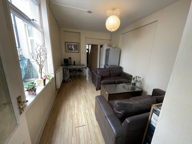 Double Bedroom in Roath Available September 1st - student accommodation in Cardiff - img_3