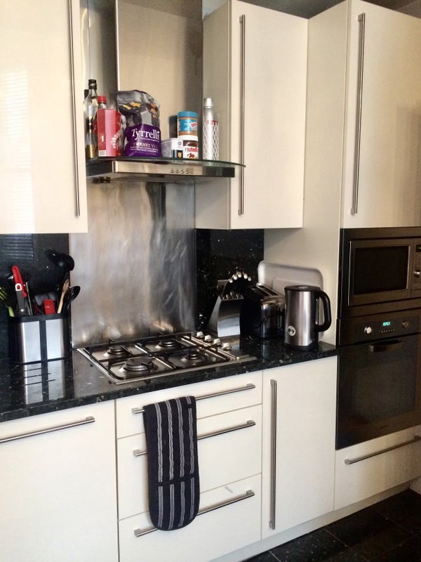 Double bedroom with  en-suite bathroom - student accommodation in High Street Kensington - img_4