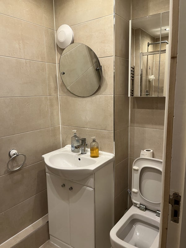 Double bedroom - student accommodation in Kingston upon Thames - img_3