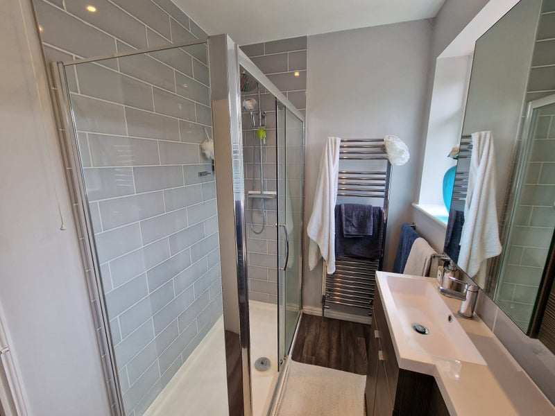 Double Bedroom - student accommodation in Worcester Park - img_2