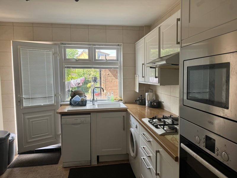 Double bedroom - student accommodation in Clifton - img_3