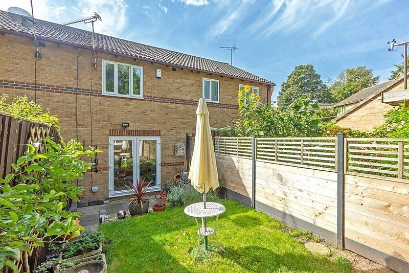Double bedroom - student accommodation in Kemsley - img_8