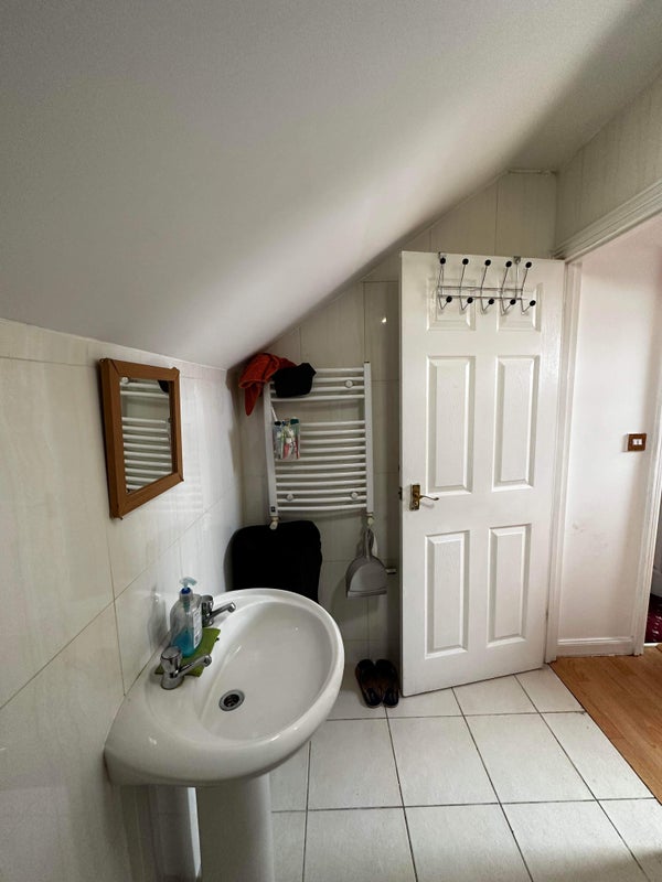 Double En-suite bedroom - student accommodation in Cardiff - img_4