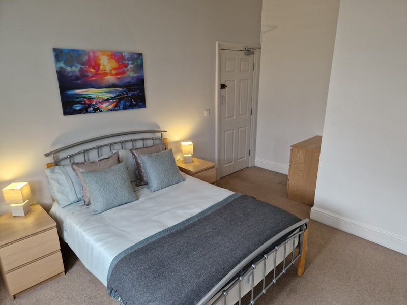 Double Ensuite Nr hospital - student accommodation in Stoke-on-Trent - img_6