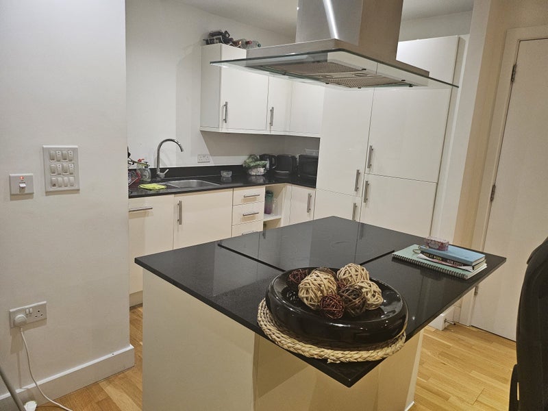 Double En-suite room with dressing room/office - student accommodation in Colindale - img_4