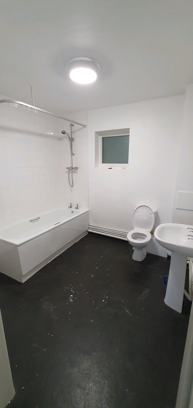 Double Furnished Room Ava - student accommodation in Manchester - img_2