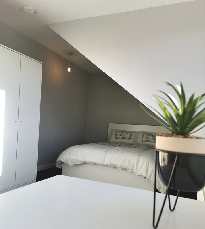Two cosy double rooms in a family home student accommodation in Edinburgh - img_1