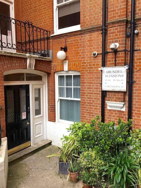 Double Room, 2 bed flat - student accommodation in Parsons Green - img_8