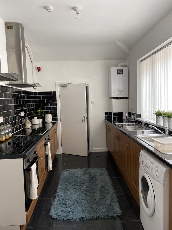Double Room And Single Room In A Shared House - student accommodation in Sunderland - img_2