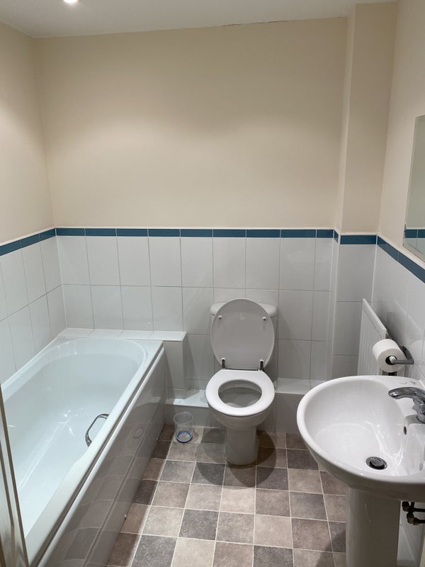 Double room to rent in CF11 all bills included student accommodation in Cardiff - img_2