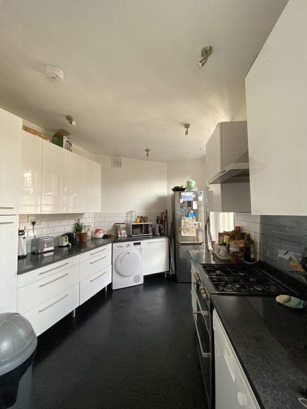 Double room available in friendly Islington flat - student accommodation in Islington - img_2