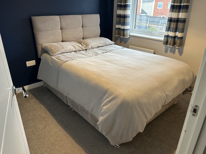 Double Room available in modern home - student accommodation in Stoke-On-Trent - img_2
