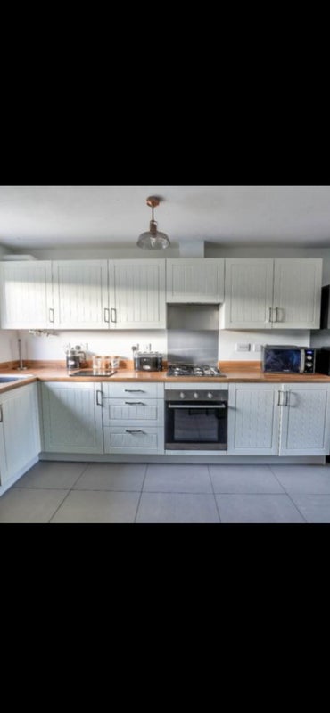Double Room available in modern home - student accommodation in Stoke-On-Trent - img_3