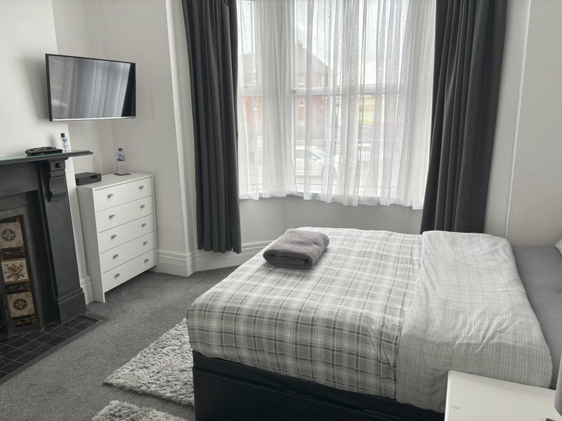 2 Double Rooms in Canton house student accommodation in Cardiff - img_6