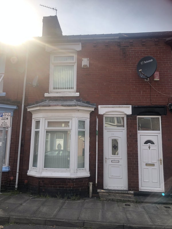 ** Double Room Available In Student House ** - student accommodation in Middlesbrough - img_8