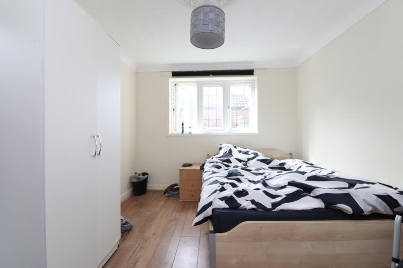 Double Room Available in the Polygon - student accommodation in Southampton - img_2