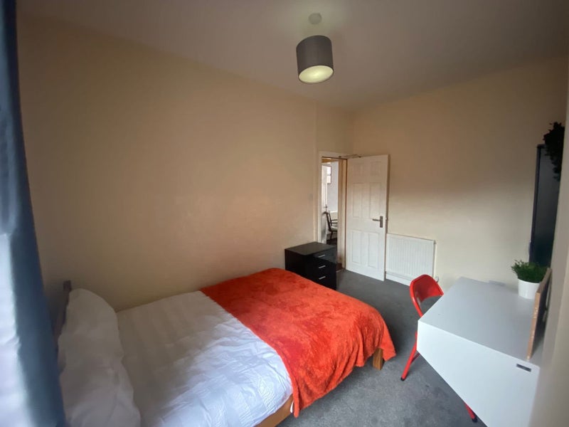  Double room available soon!  - student accommodation in Liverpool - img_5