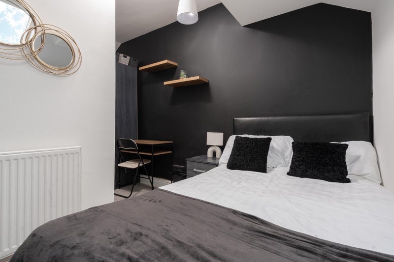Double room - Bills included - fully furnished - student accommodation in Liverpool - img_5