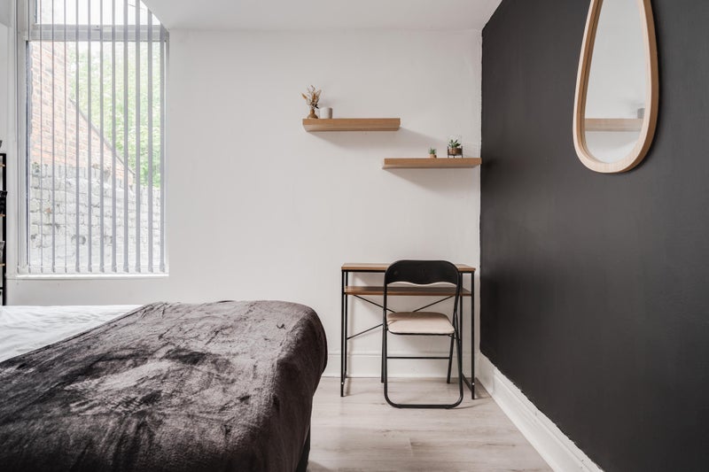 Double room - Bills included - fully furnished - student accommodation in Liverpool - img_6