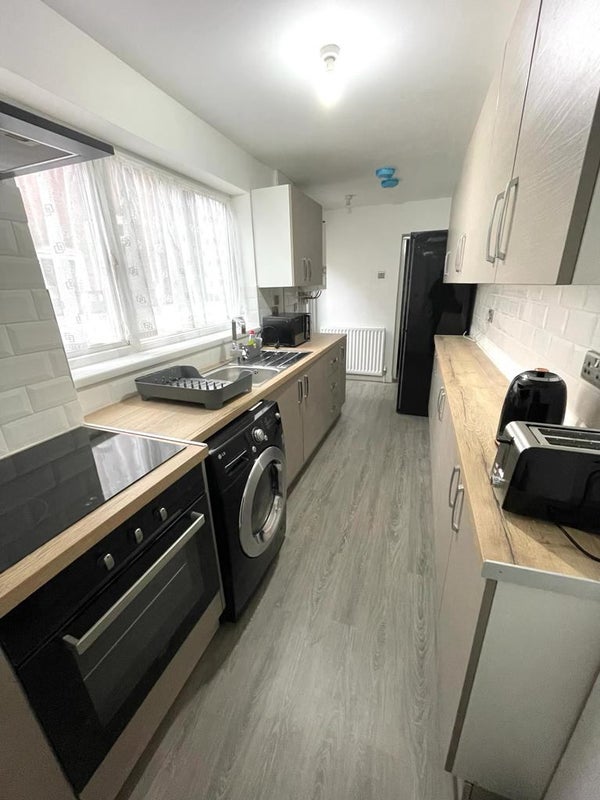 Double room, Bills included - student accommodation in Walsall - img_3