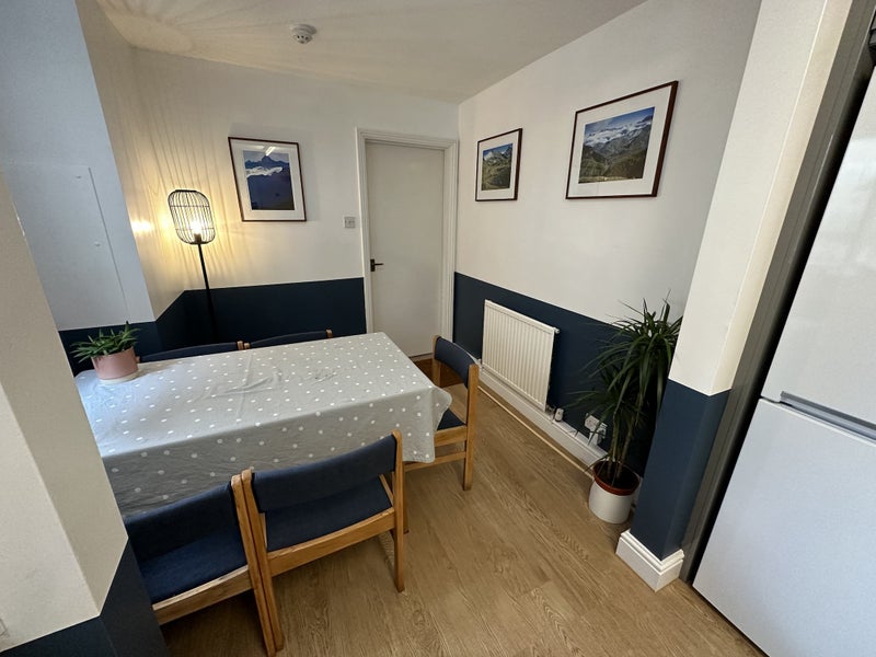 Double Room Close to Station and City - student accommodation in Cambridge City Centre - img_6