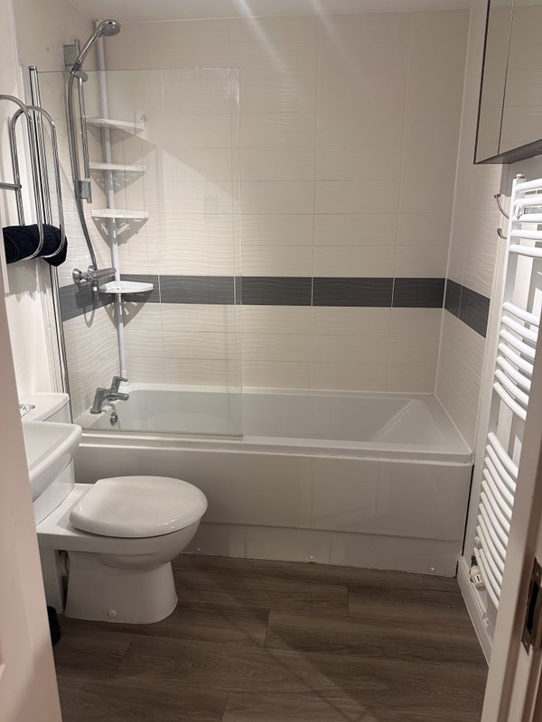 **Double Room, En-suite  Mon- Fri only ** - student accommodation in Warwick - img_6