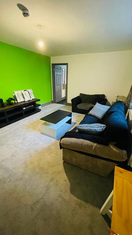 Double Room For Couple In Shared Bungalow - student accommodation in Woodston - img_5