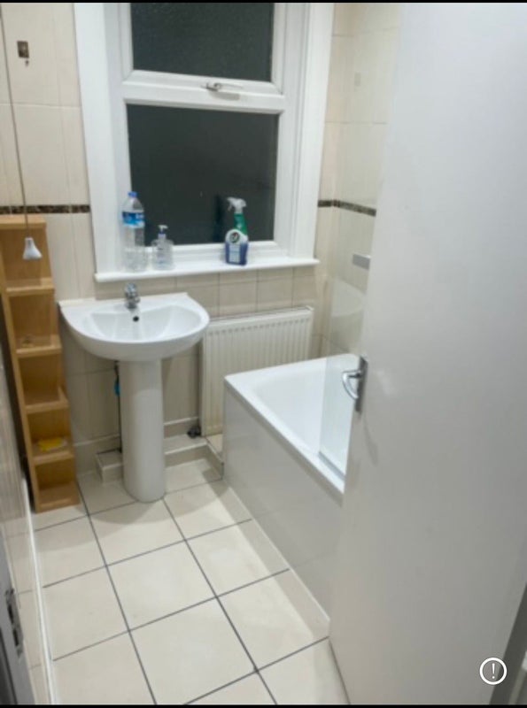 Double Room for single person - student accommodation in Turnpike Lane - img_3