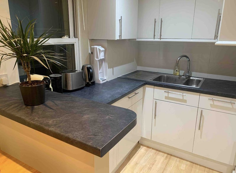 Double room in 2 bed flat - student accommodation in Earlsfield - img_3