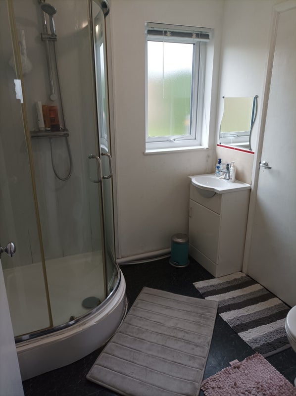 Double room in 4 bed house - student accommodation in Milton Keynes - img_7