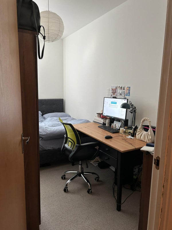 Double room in a 3-bed apartment Stratford - student accommodation in Stratford - img_1