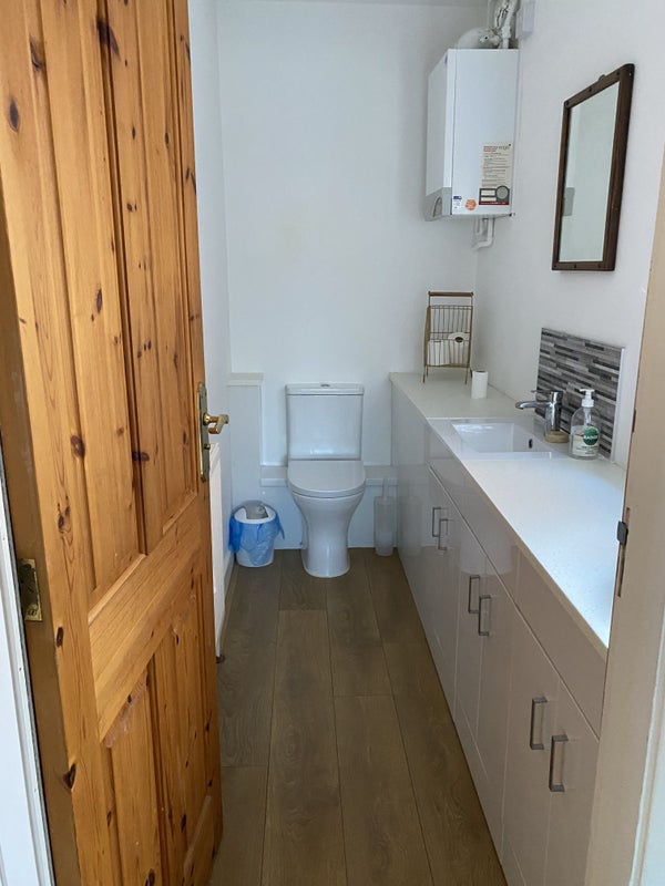 Double room  in a quiet friendly home - student accommodation in Stratford-upon-Avon - img_7