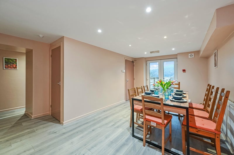 Double Room in an 8 Bed Professional House Share - student accommodation in Pontypridd - img_6