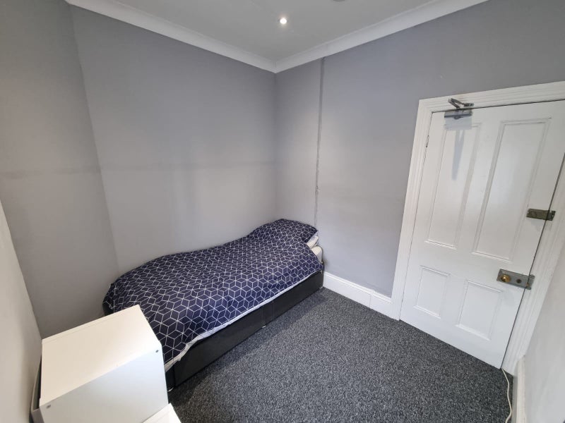 Double room in Carmarthen town centre. - student accommodation in Carmarthen - img_6