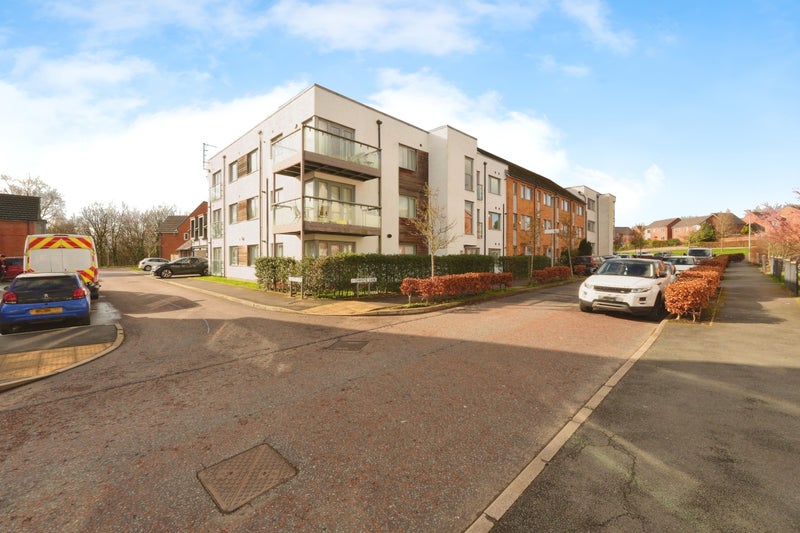 Double Room In Clean And Quiet 2 Bed Apartment - student accommodation in Salford - img_7