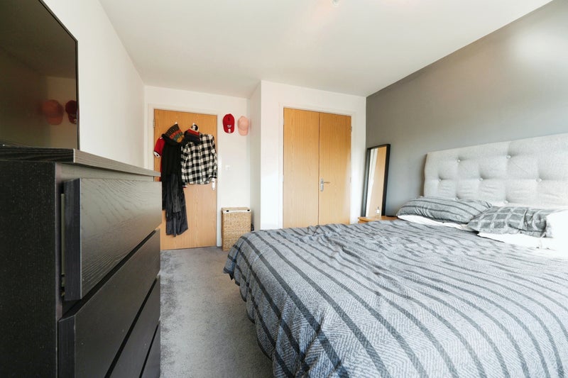 Double Room In Clean And Quiet 2 Bed Apartment - student accommodation in Salford - img_2