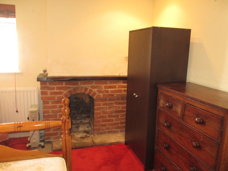 double room in country house nr stratford - student accommodation in Clifford Chambers - img_4