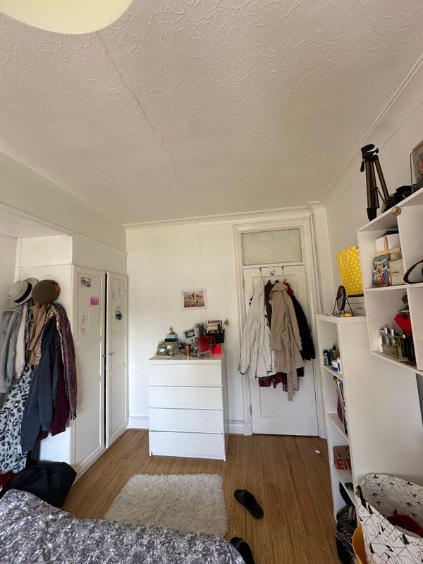 Double Room in Cozy Flat for Couples and Singles - student accommodation in Hendon Central - img_2