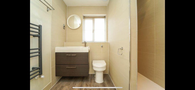 Double Room In partly occupied house - student accommodation in Weston-Super-Mare - img_5