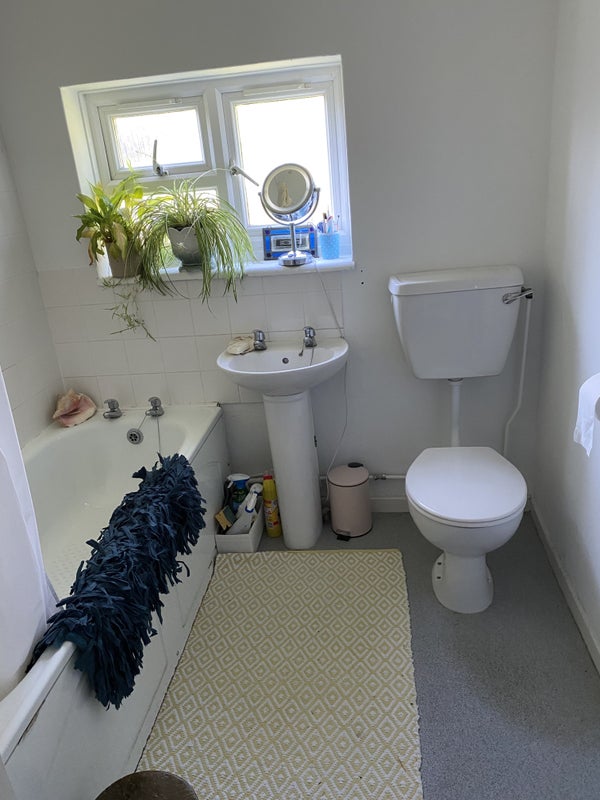 Double room in peaceful rural location - student accommodation in West Marden - img_5