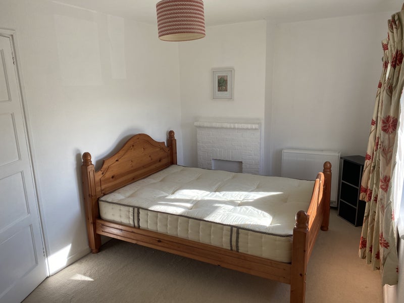 Double room in peaceful rural location - student accommodation in West Marden - img_6