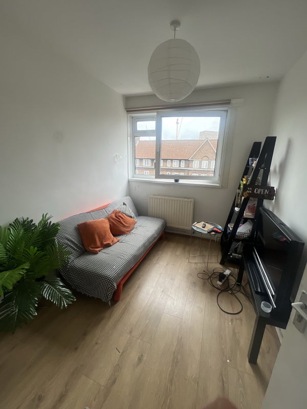 Double room in Walworth Road now! (41Gateway) - student accommodation in Elephant and Castle - img_2